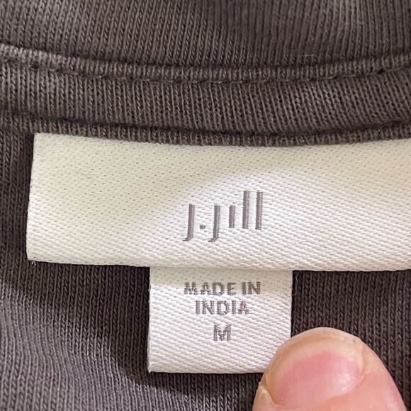 J. Jill Gray V-Neck Tunic Size Medium. - Picture 3 of 5